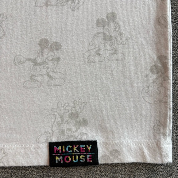 Unique Disney Parks - Mickey Mouse AOP shirt - Medium - Picture 3 of 6